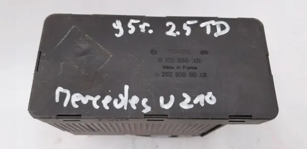 Pompe de verrouillage central Mercedes-Benz OEM 2028000048 image 6