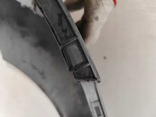 AUDI A4 B6 Framskärms Spoiler S-LINE image 3