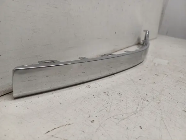 VW Touareg 14- Krominen takapuskuri vasen 7P6853841 image 3