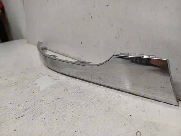 VW Touareg 14- Krominen takapuskuri vasen 7P6853841 image 4