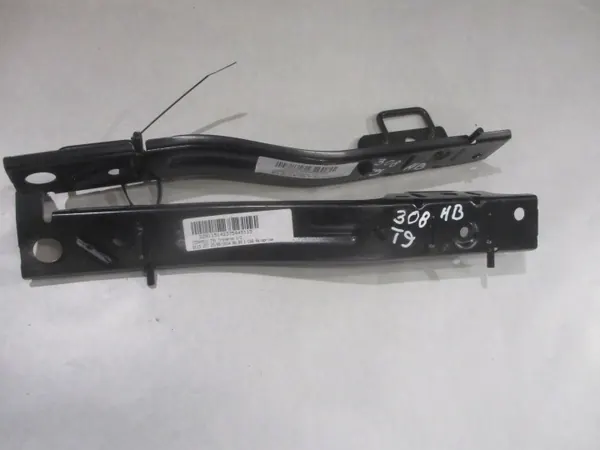 OEM 1354451X Fixation ISOFIX Droite Arrière Peugeot 308 II image 6