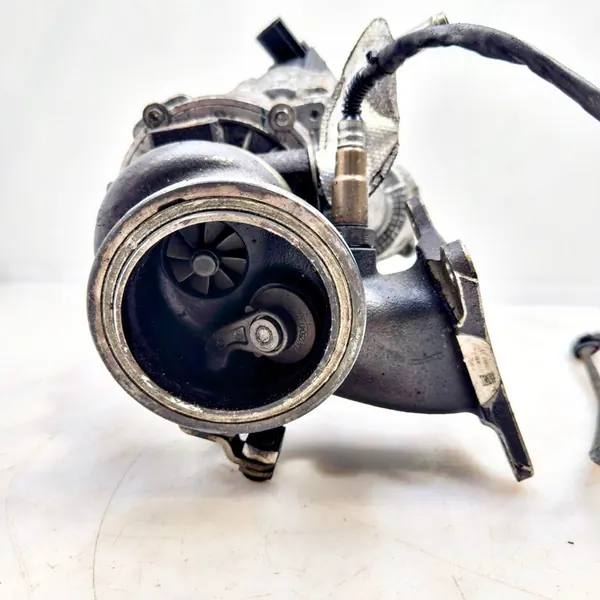 Turbo Volkswagen Golf VII 06K145721G image 3