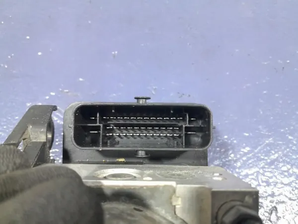 Pompe ABS Skoda OEM 3Q0614517P pour Octavia III 1.4 TSI image 5