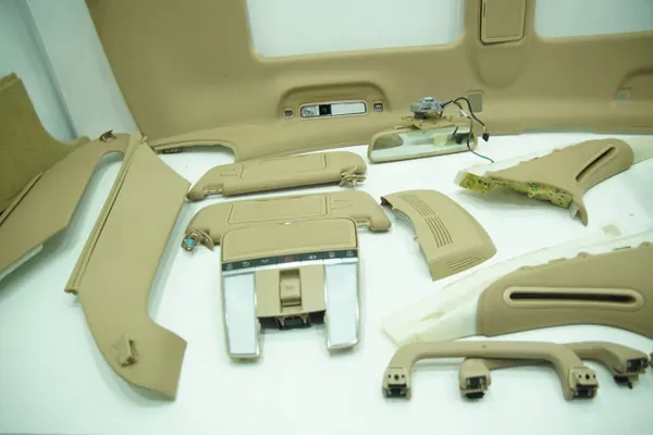 OEM A2214406606 Garniture Pilier Plafonnier Mercedes image 3
