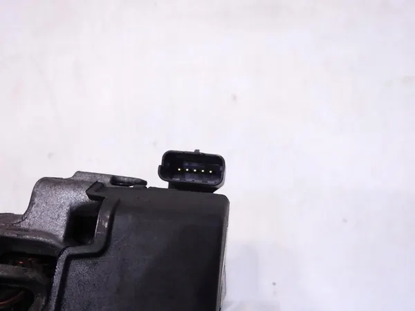 Vaihtovirtageneraattori Citroen Peugeot 1.6 eHDI image 3