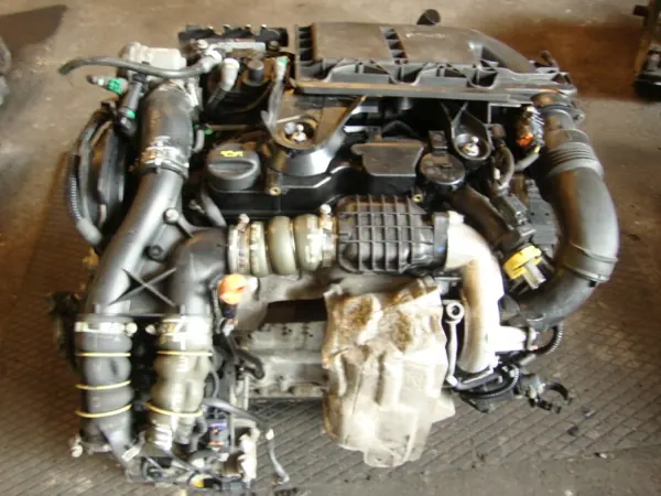 Peugeot 208 C3 DS3 1.6 E-HDI Engine 9H06 2013 image 2