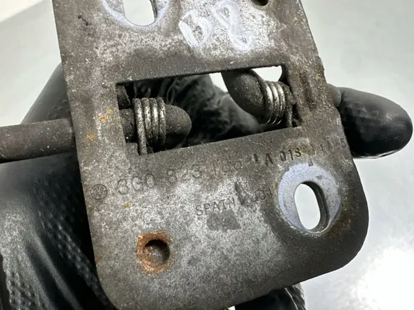 HAK RYGIEL MASKI VW PASSAT B8 image 4