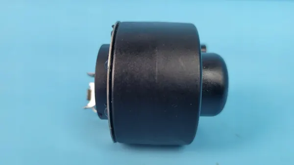 Tesla Model 3 21r Elektroventil OEM 1501100-CL-C image 10