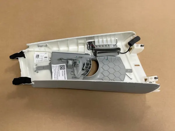 Cache de pilier gauche Audi A7 OEM 4K8867243D 8LG image 3