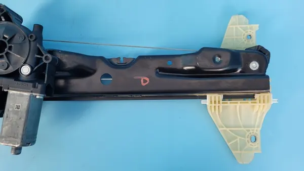 Fönsterhiss FIAT SCUDO III Höger Fram OEM 9840159380 image 4