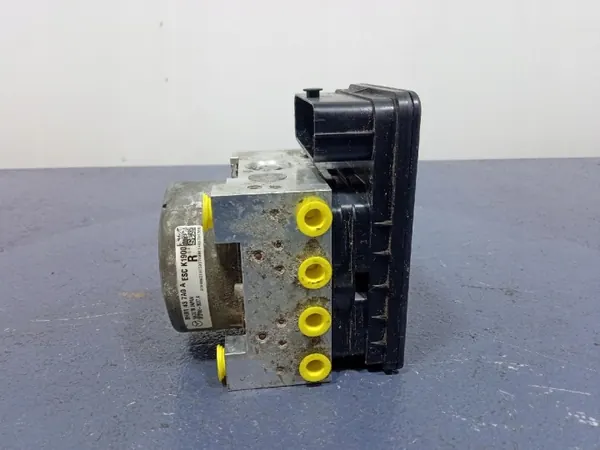 Pompe ABS Mazda OEM BHR1437A0A pour Mazda 3 III image 2
