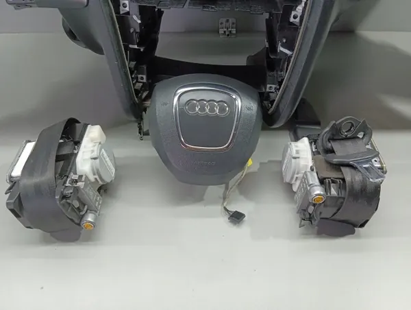 Tableau de bord OEM avec 2 airbags et capteurs Audi A4 B8 image 7