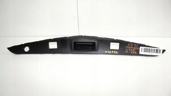 OEM 360180305 Garniture de coffre Mercedes W207 image 2