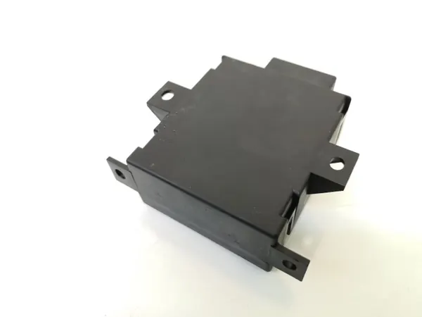 Module immobilisateur Toyota Avensis OEM 811819 image 3