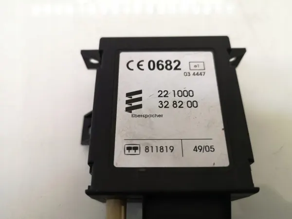 Module immobilisateur Toyota Avensis OEM 811819 image 4