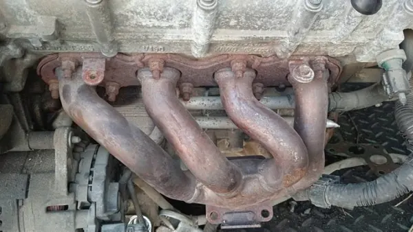 Coletor de escape OEM EIS-2064860 para Skoda Octavia 1.6L image 2