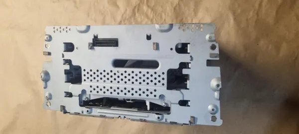 Radio Skoda Swing OEM 3T0035161G - Lecteur MP3 image 3