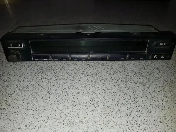 BMW Navigointinäyttö OEM 7608711040 7-sarja E38 image 2