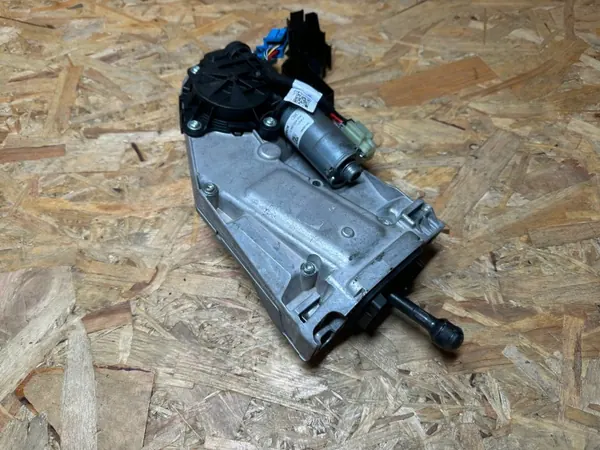 Tirón de maletero Mercedes OEM A0999064703 - Pieza OE image 9