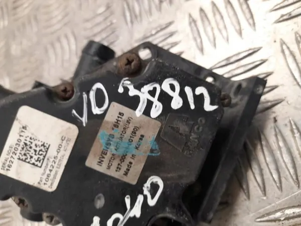 Tesla vattenpump OEM 1064225-00-C för MODEL X 2016 image 3