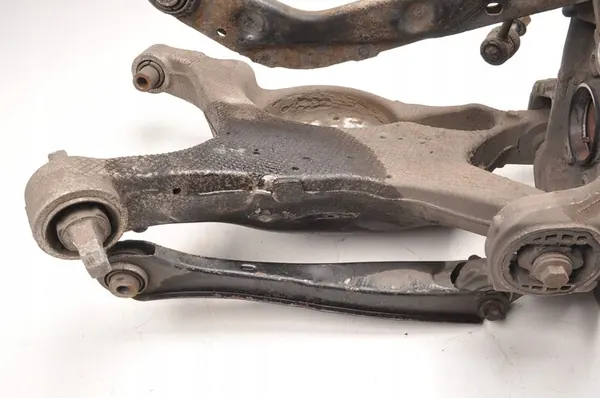 VOLVO V90 CC D5 Mozzo Posteriore Sinistro 31387216 image 5