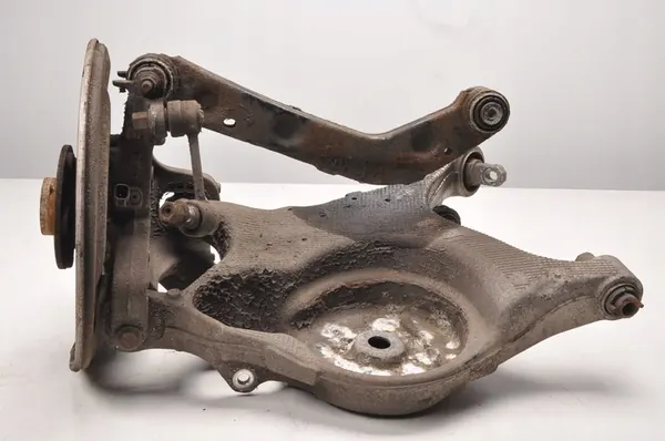 VOLVO V90 CC D5 Mozzo Posteriore Sinistro 31387216 image 8