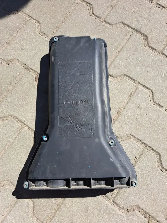 OEM 82238816 Cache Fils Cabine Renault Gama T Range image 2