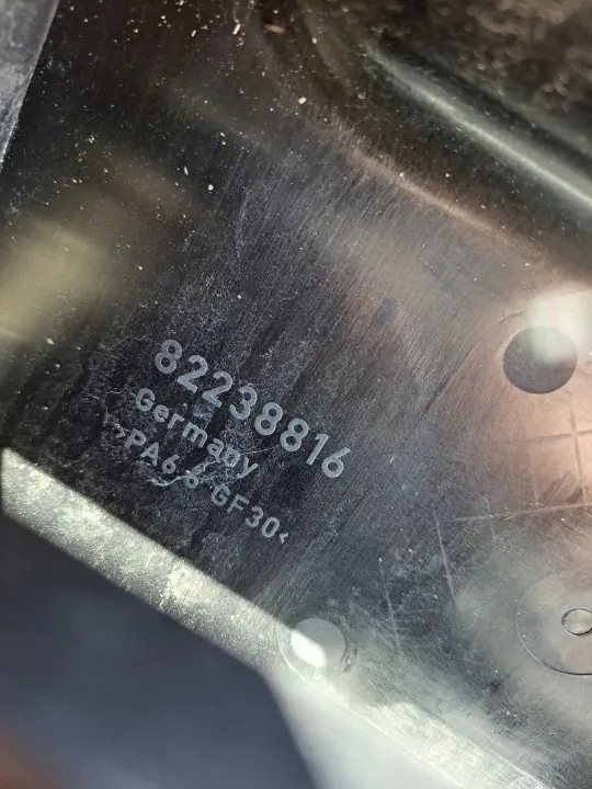 OEM 82238816 Cache Fils Cabine Renault Gama T Range image 3