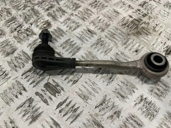 Lien stabilisateur arrière OEM 84821500 pour Corvette C8 image 3