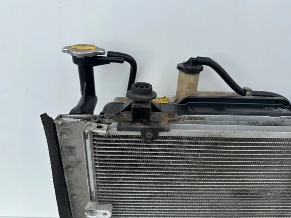 Système de refroidissement OEM 1227508892 pour Toyota Prius II 1.5 Hybride image 3