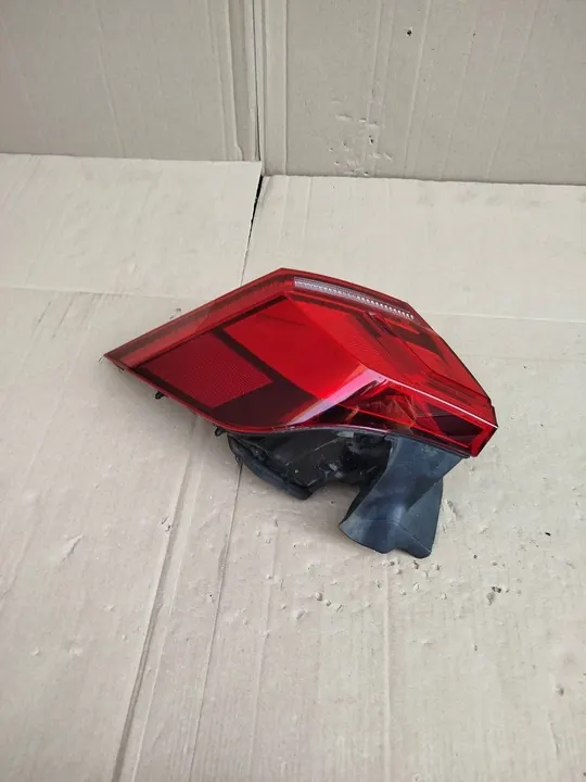 VW TIGUAN II 5NA LUZ TRASERA DERECHA LED 5NA945096C image 5