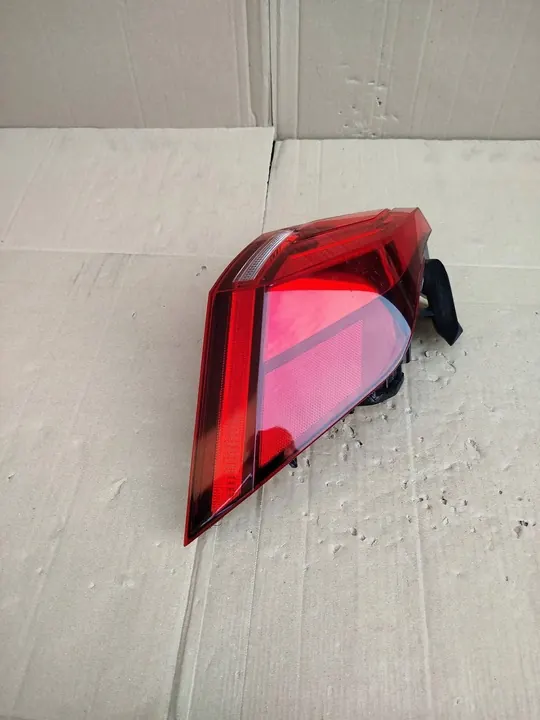 VW TIGUAN II 5NA LUZ TRASERA DERECHA LED 5NA945096C image 6