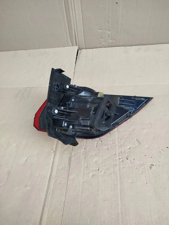 VW TIGUAN II 5NA LUZ TRASERA DERECHA LED 5NA945096C image 8