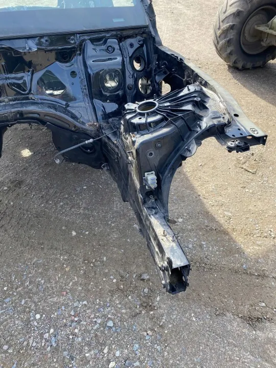 Copo de suspensão dianteiro esquerdo Mercedes C W205 OEM APU27561 image 3