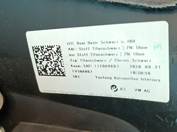 OEM 5NA867211S Vänster Bakre Dörrklädsel VW Tiguan image 9
