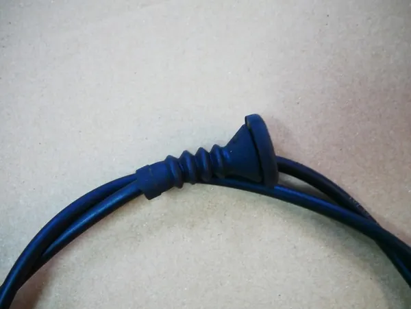 BMW E60 E61 E63 E64 Motorhuvsladd 51237008760 image 4