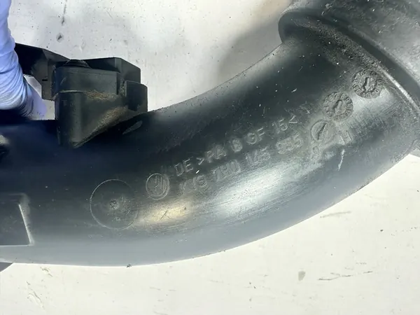 T5 7H Intercooler Luftschlauch 1.9TDI image 2