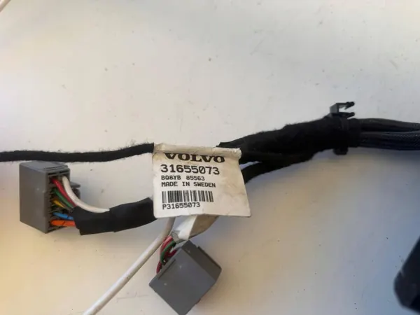 Enganche eléctrico Volvo XC60 II OEM 32351369 image 4