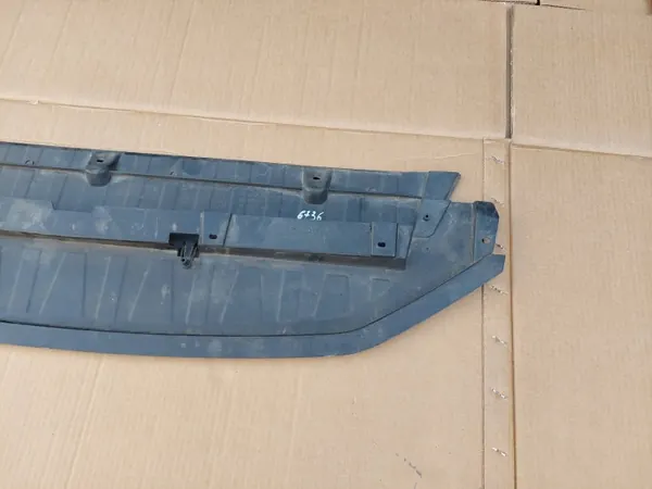 Skoda Kodiaq framstötskåpa underdel OEM 565807611 image 5