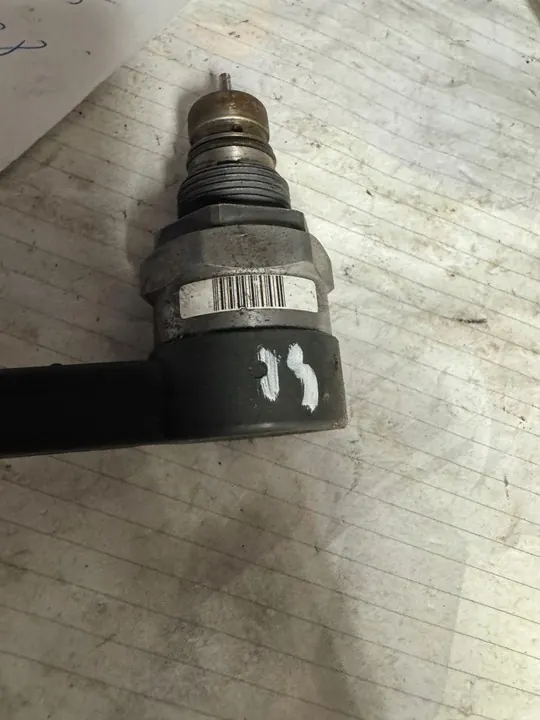 Brandstofdruksensor Sprinter 2.2 A0000705746 image 5