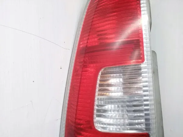 Skoda Roomster (5J) 2010 Luz trasera izquierda OEM image 3