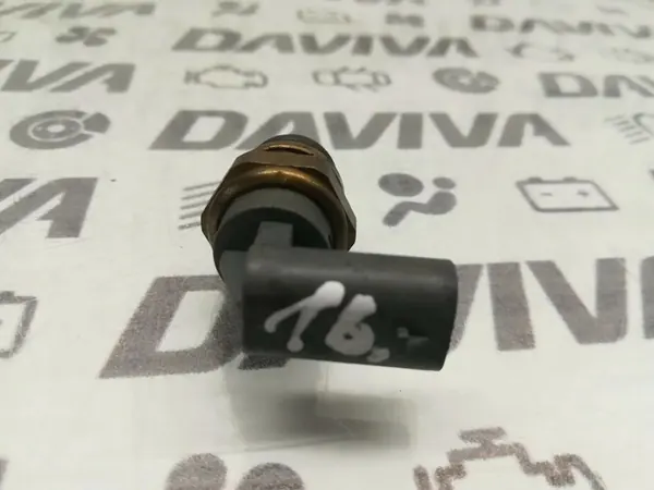 Sensor de temperatura del refrigerante Ford Transit 2015 GK2A-12A648-AA image 2