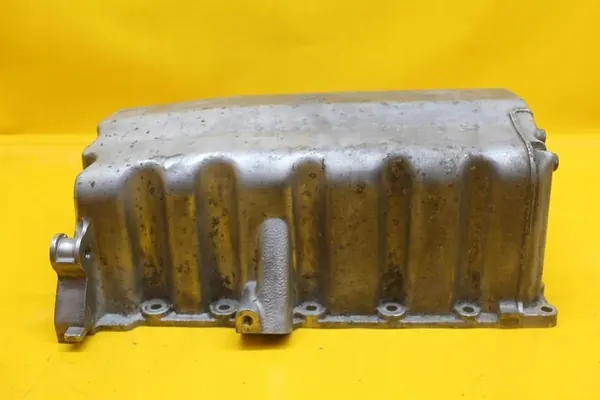 Oljetank Skoda Fabia I Audi Seat VW 1.4 TDI BNV 045103603D image 10