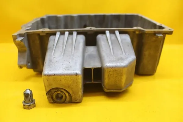 Oljetank Skoda Fabia I Audi Seat VW 1.4 TDI BNV 045103603D image 3