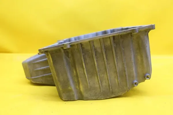 Oljetank Skoda Fabia I Audi Seat VW 1.4 TDI BNV 045103603D image 6