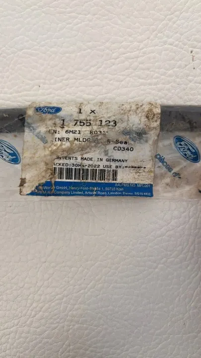 Junta Janela Dianteira Direita OEM 1755123 Ford S-Max image 3