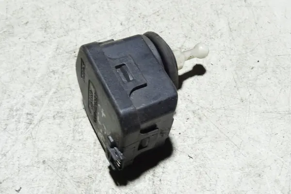 VW PASSAT B5 Niveau Einstellmotor 1.9L Diesel image 2