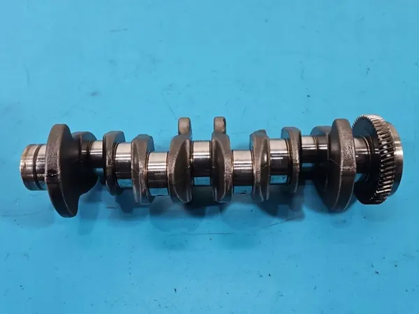 Mercedes Kampiakseli OEM 651930 W246 2.2 CDI image 2