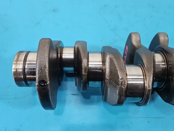 Mercedes Kampiakseli OEM 651930 W246 2.2 CDI image 3