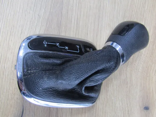 Pomo de cambio Mercedes Clase C W203 OEM A2032674610 image 3